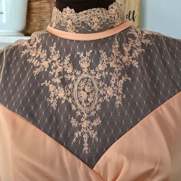 Vintage handmade maxi dress gown lace peach color costume wedding romantic appro - Picture 5 of 15